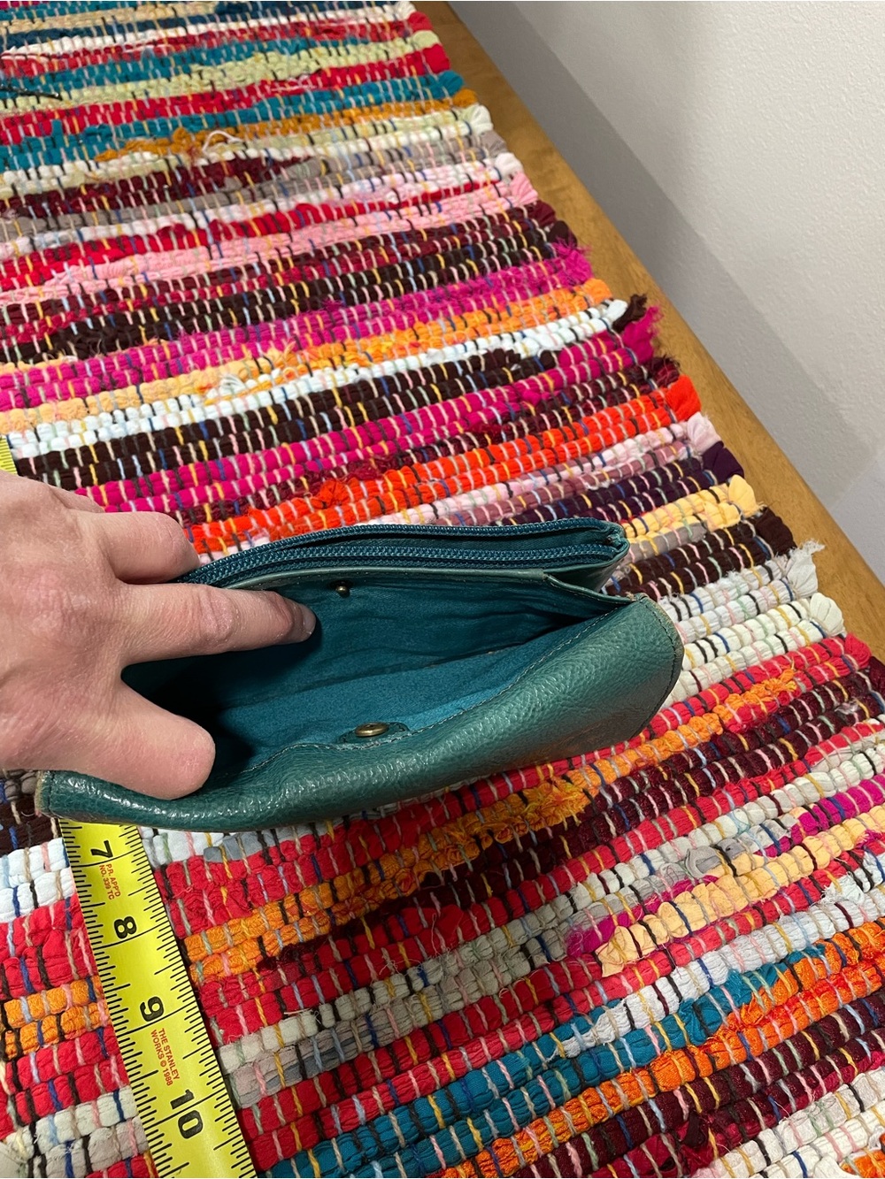 Fossil Teal Floral Embossed Leather Zip Wallet - Picture 4 of 8
